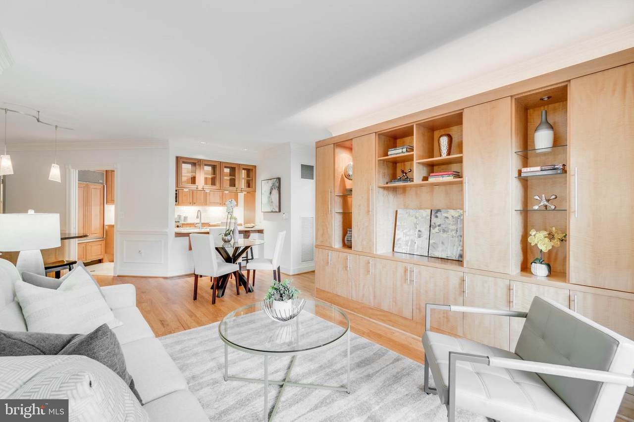 1201 Nash Street - Photo 1