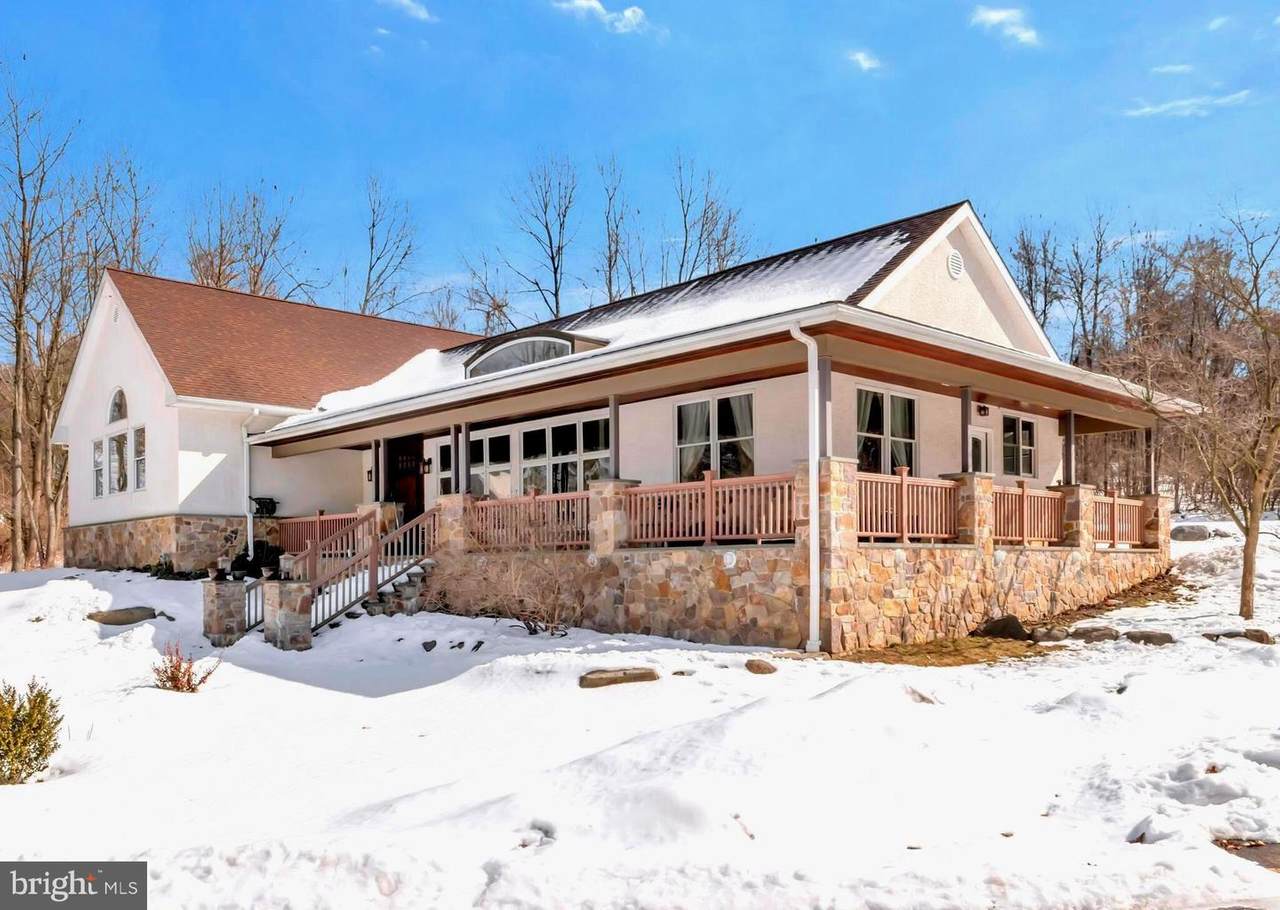 916 Dewees Lane - Photo 1