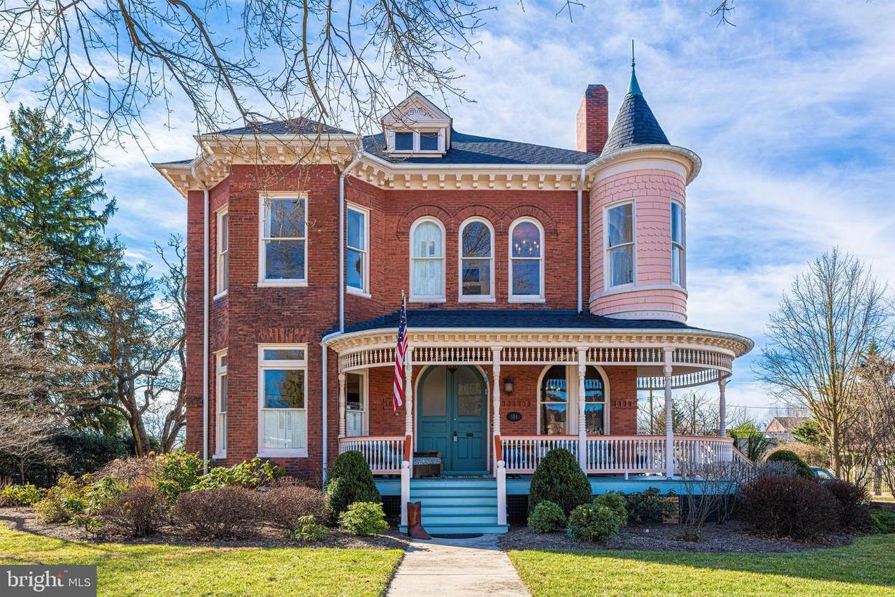 104 Clarke Place - Photo 1