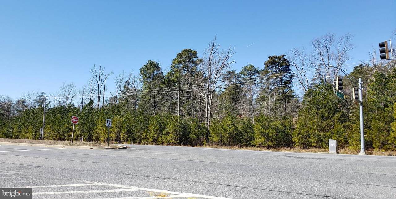 Middletown Road - Photo 1