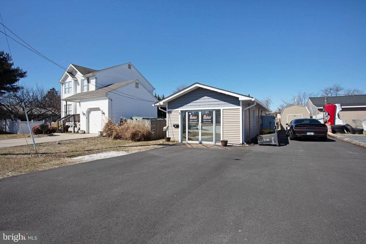 2 Somerset Road - Photo 1