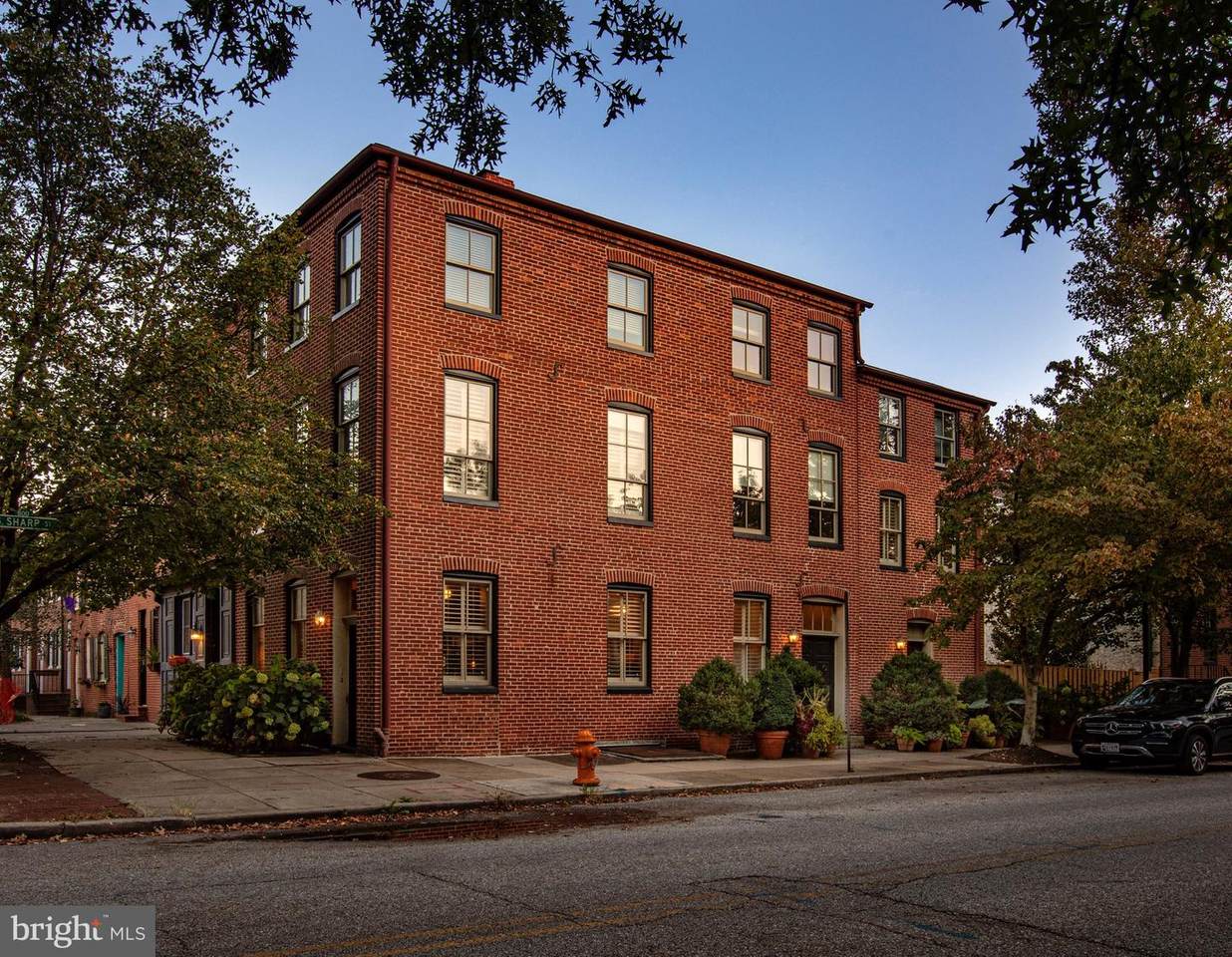 149 Montgomery Street - Photo 1
