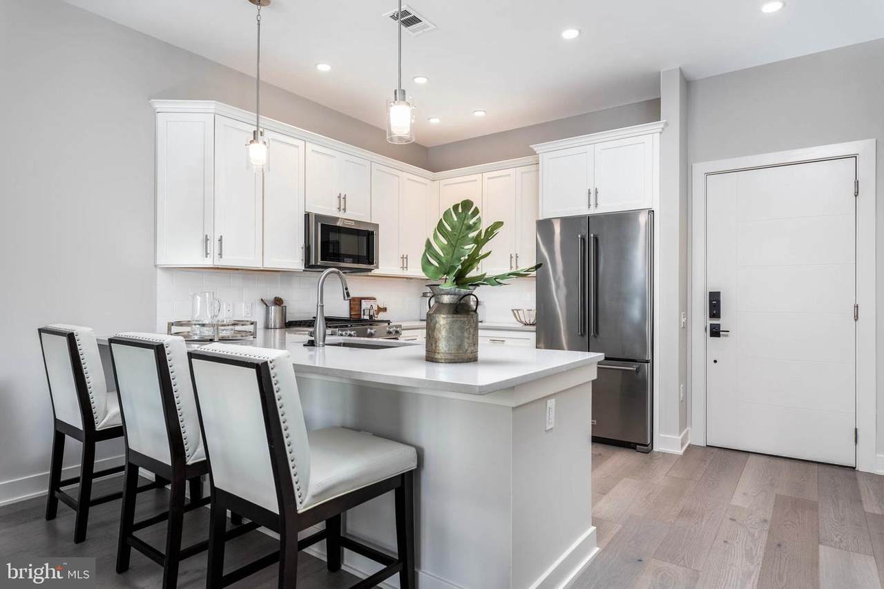 575 S. Goddard Blvd. - Photo 1