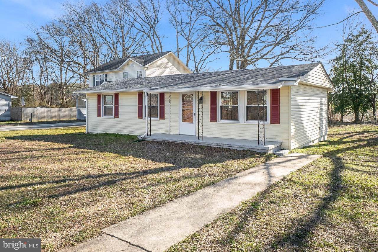 346 Lakeview Drive - Photo 1