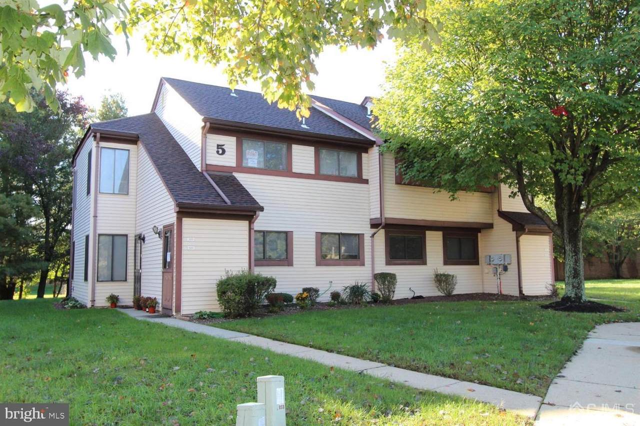 504 Samuel Court - Photo 1