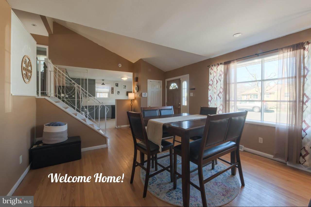 1348 Thompson Avenue - Photo 1