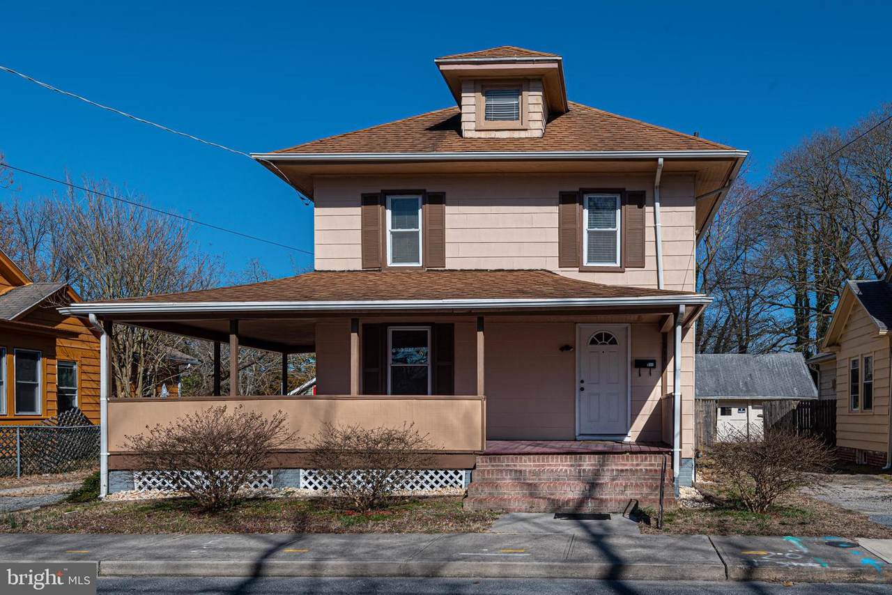 211 Marshall Street - Photo 1