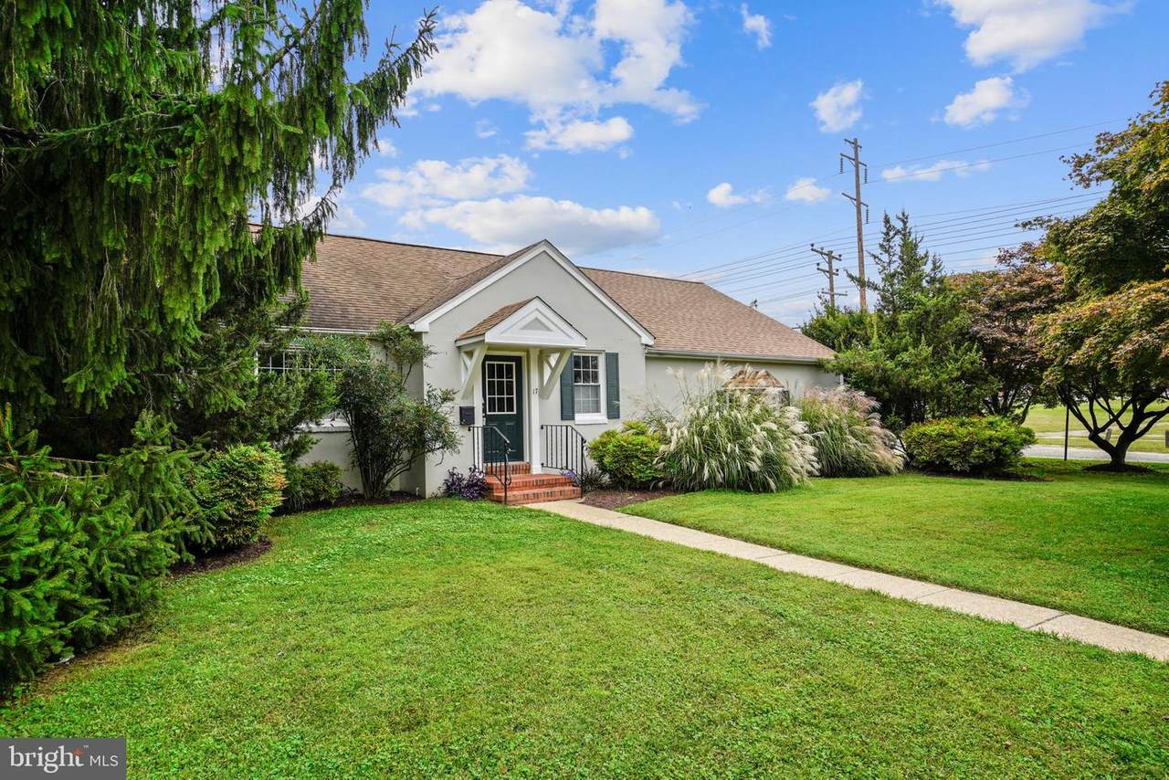 17 Southwood Avenue - Photo 1