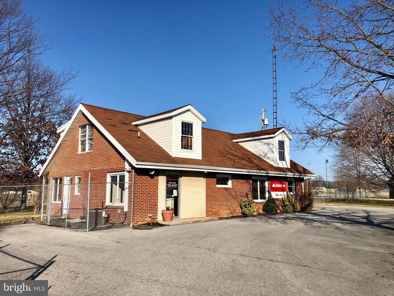 5125 Lincoln Way E - Photo 1