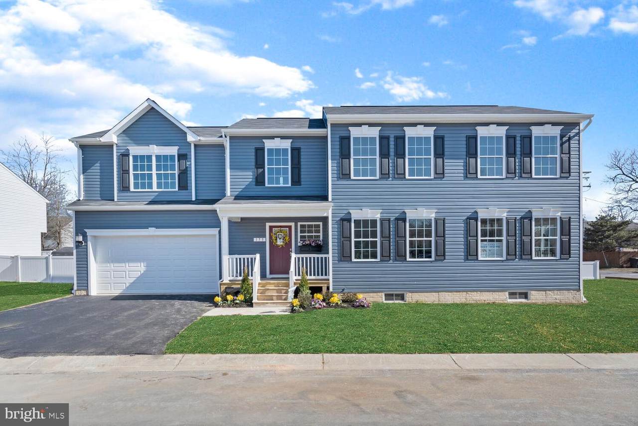 175 Ellen Ave - Photo 1