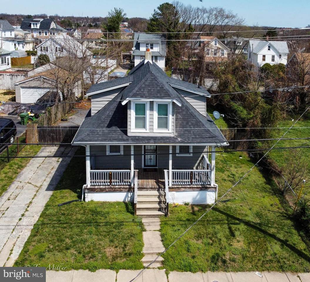 4306 Furley Avenue - Photo 1