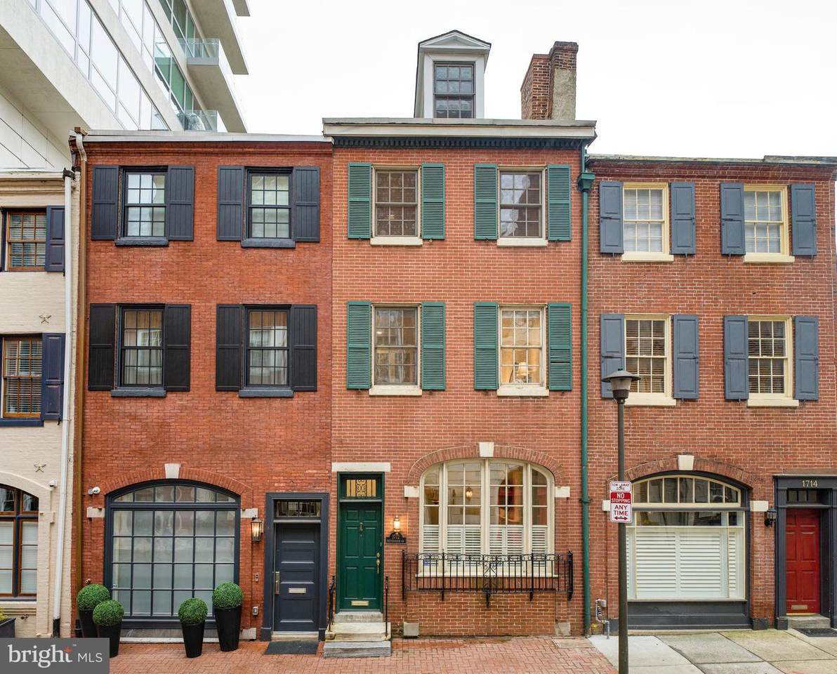 1712 Rittenhouse Square - Photo 1