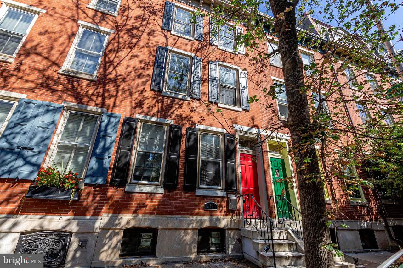 2213 Pine Street - Photo 1