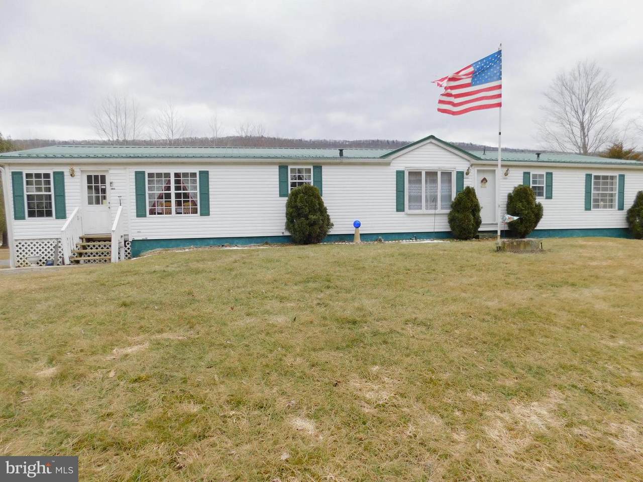 3304 Black Log Road - Photo 1
