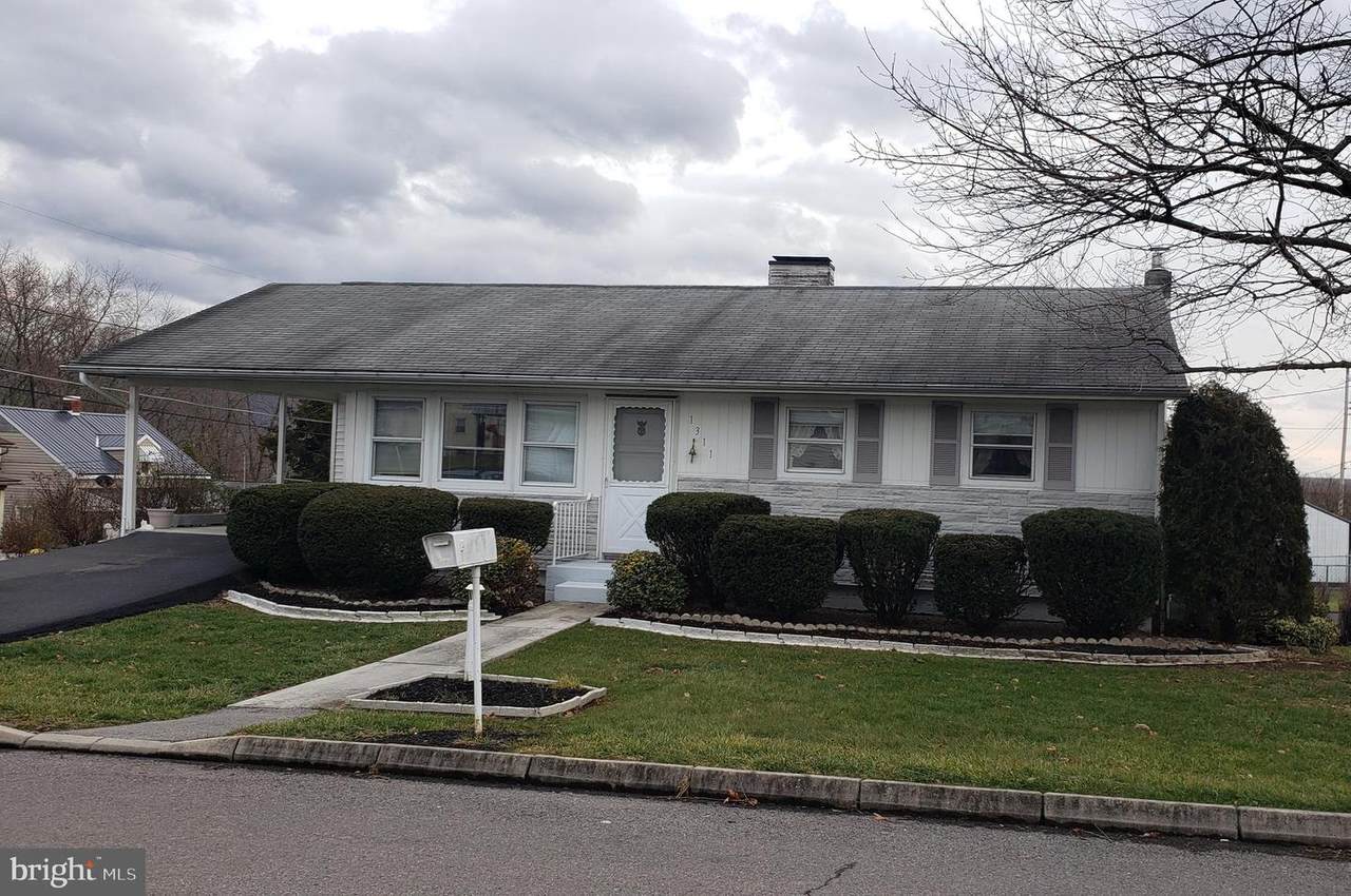 1311 First Street - Photo 1