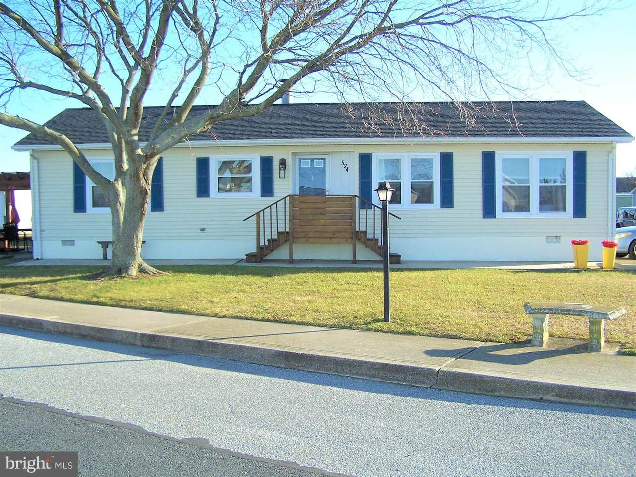 524 Nautical Lane - Photo 1