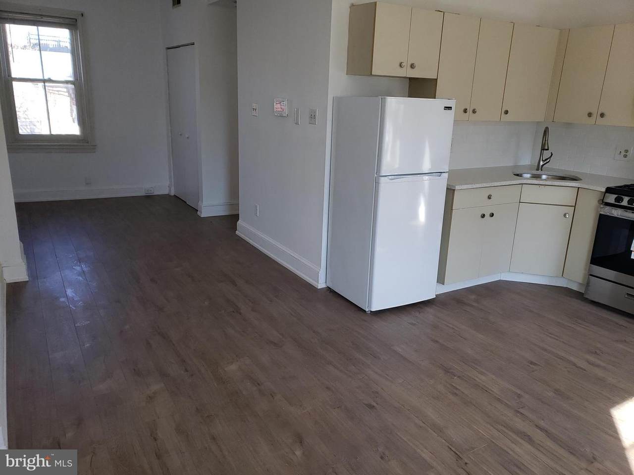 624 16TH Street - Photo 1