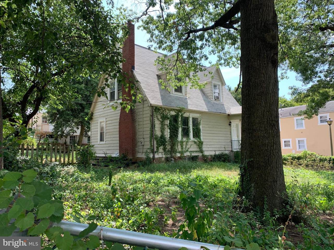 2401 Shirlington Road - Photo 1