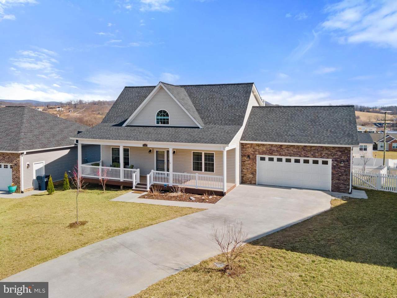 4150 Tanners Court - Photo 1