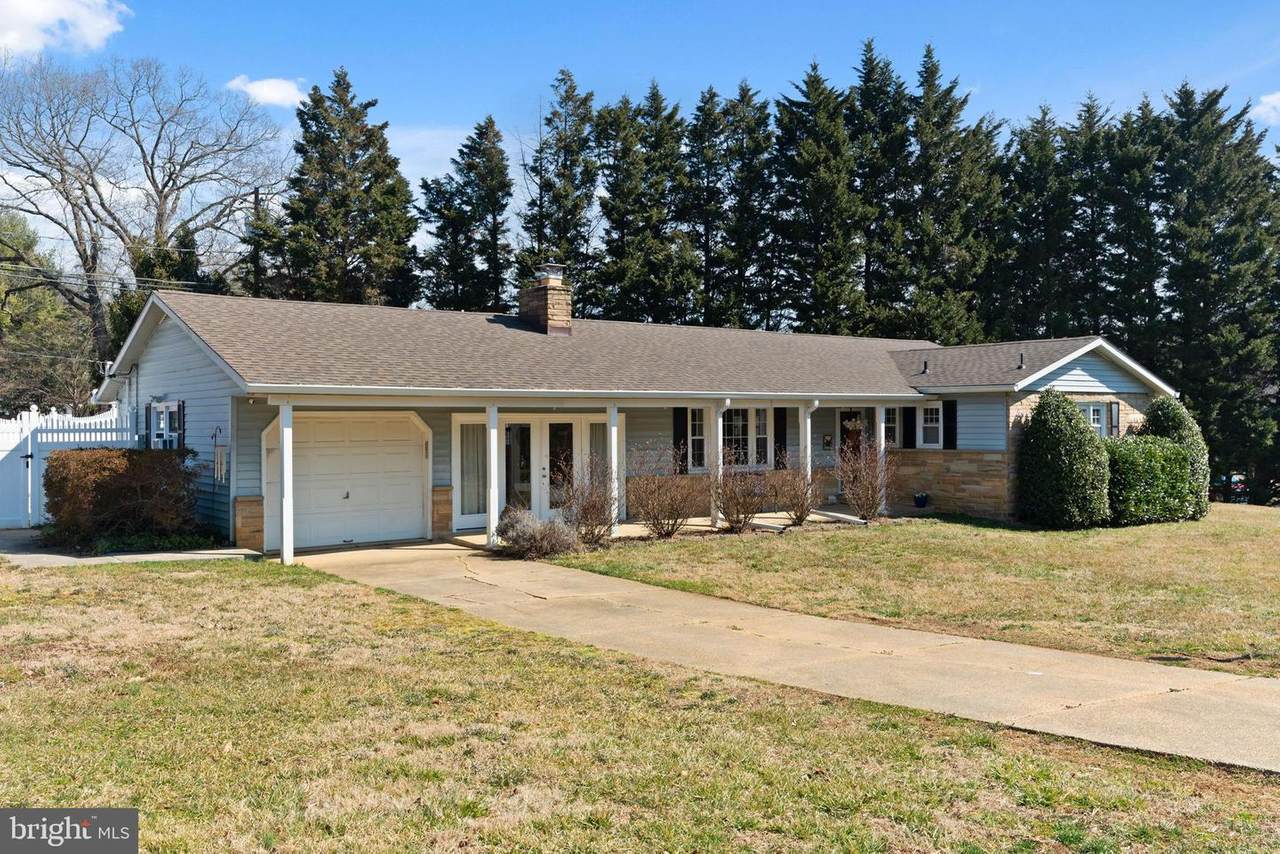 1613 Chickasaw Road - Photo 1