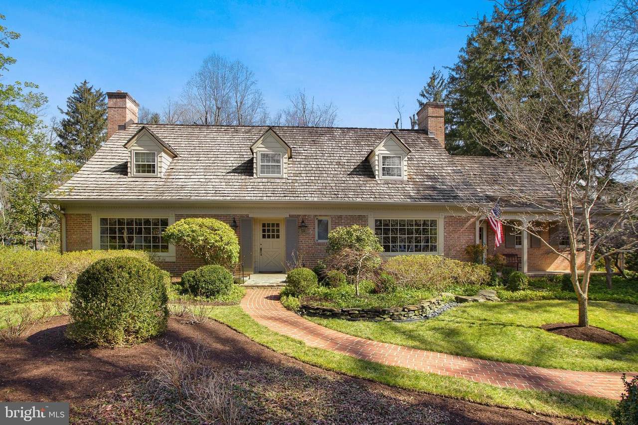 1139 Langley Lane - Photo 1