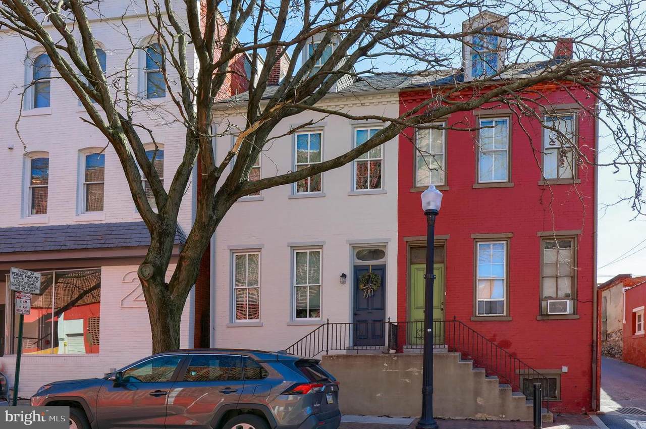 26 Vine Street - Photo 1