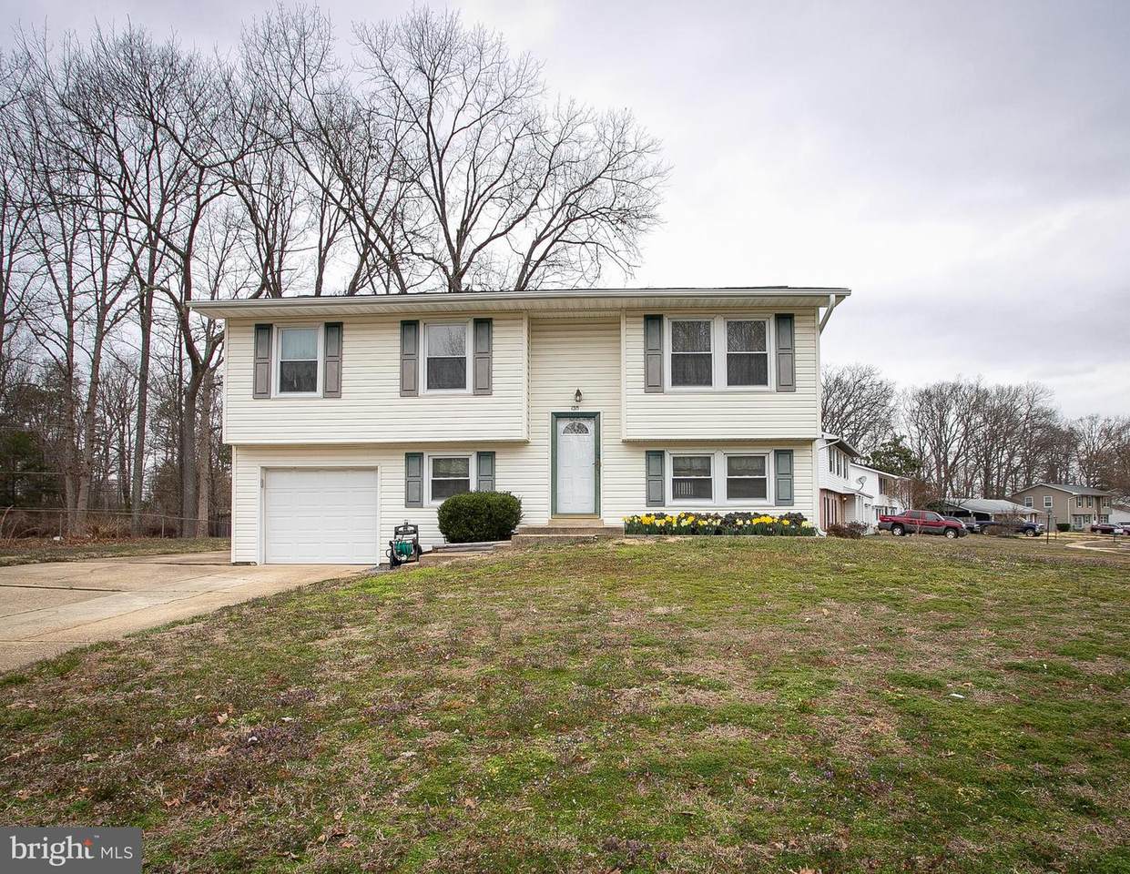 120 Garner Avenue - Photo 1