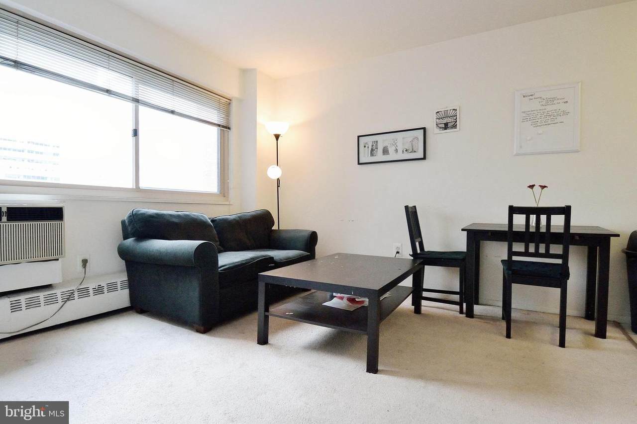 2101-17 Chestnut Street - Photo 1