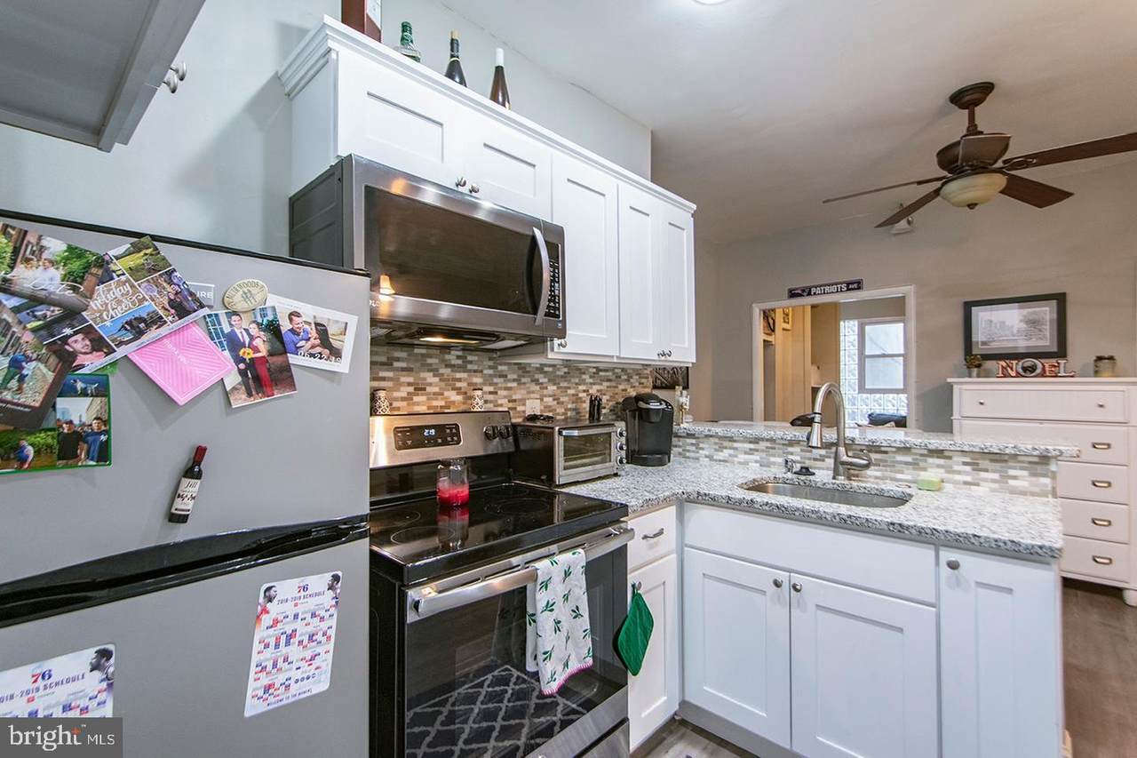1622 South Street - Photo 1