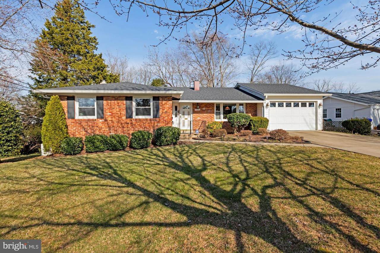 11819 Enid Drive - Photo 1