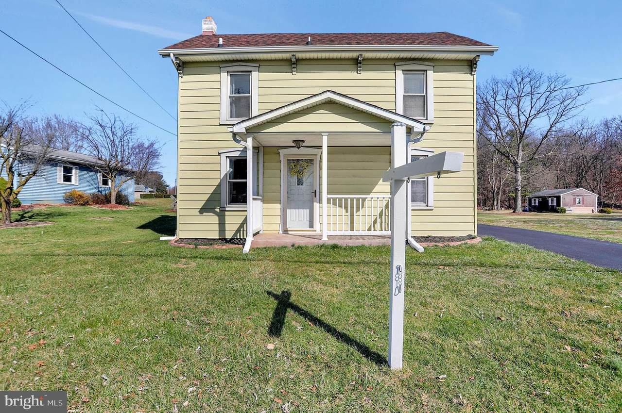 14733 Pennsylvania Avenue - Photo 1