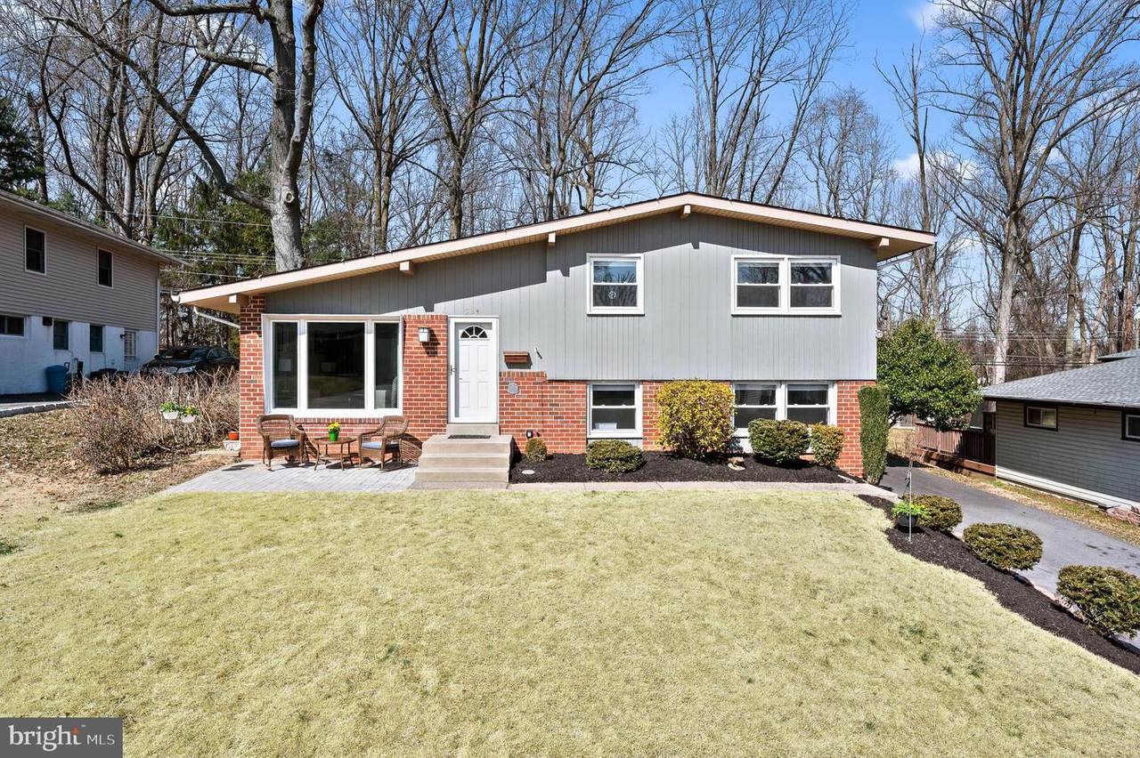 524 Central Boulevard - Photo 1