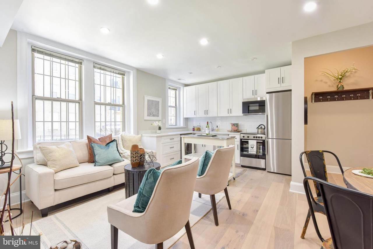 1401 Columbia Road - Photo 1