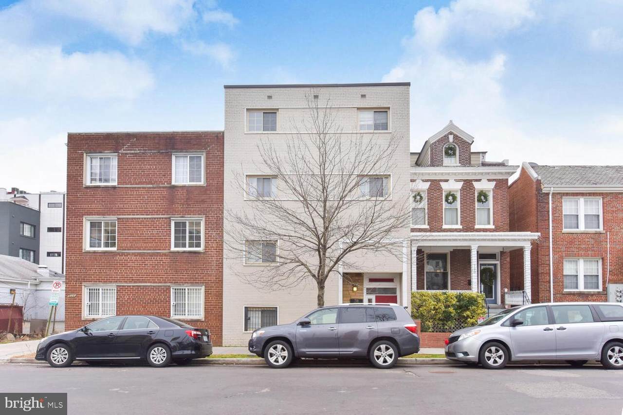 718 Park Road - Photo 1