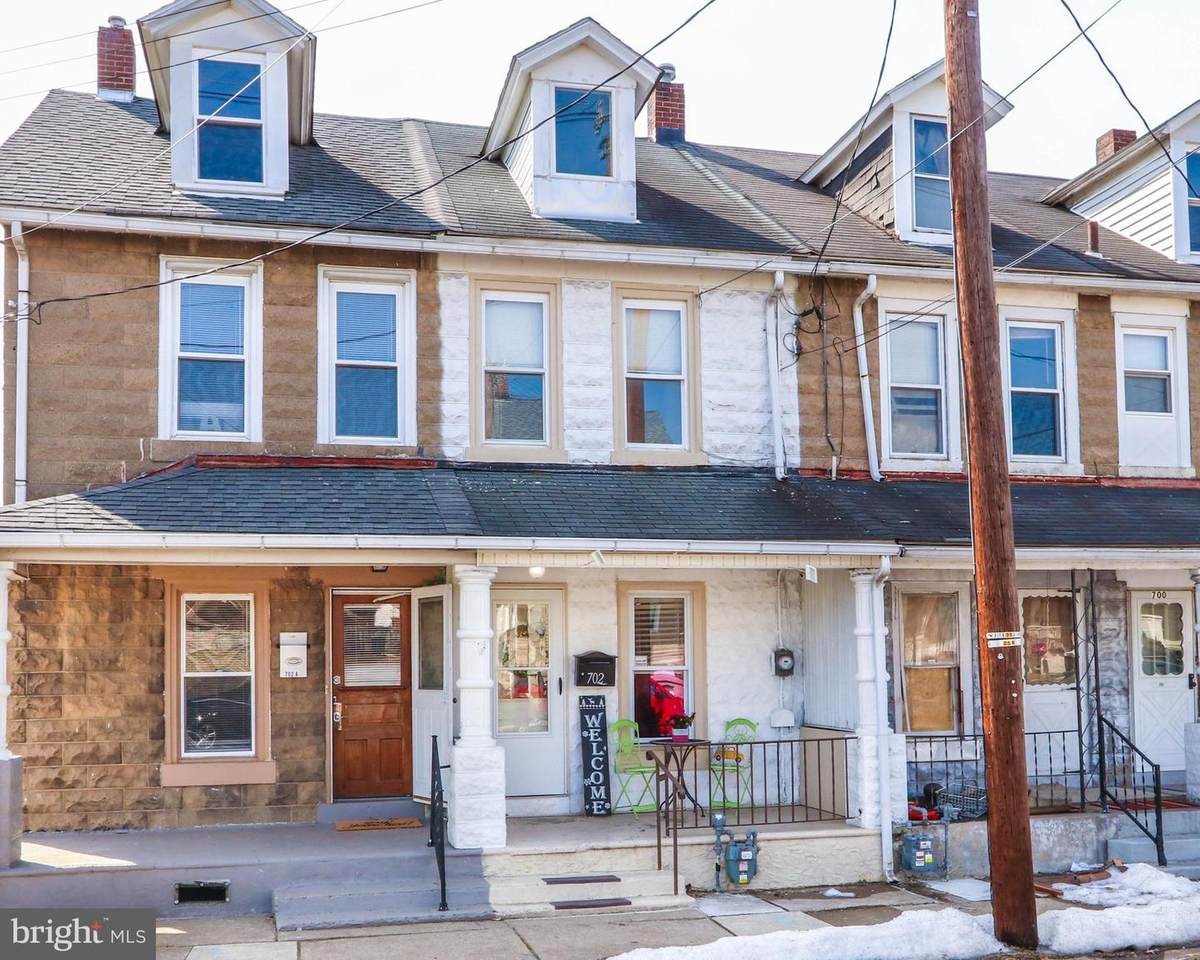 702 Columbus Avenue - Photo 1