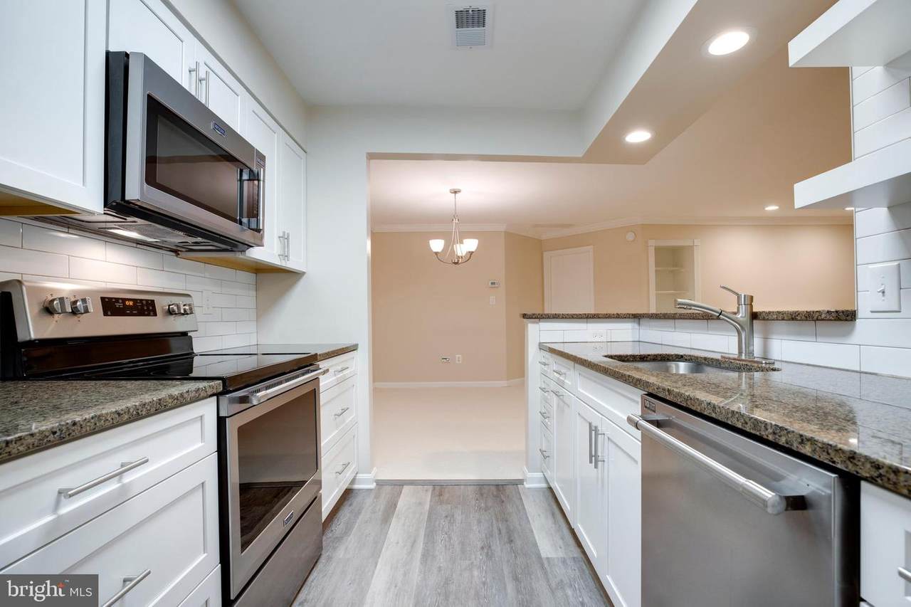7716 Lafayette Forest Drive - Photo 1