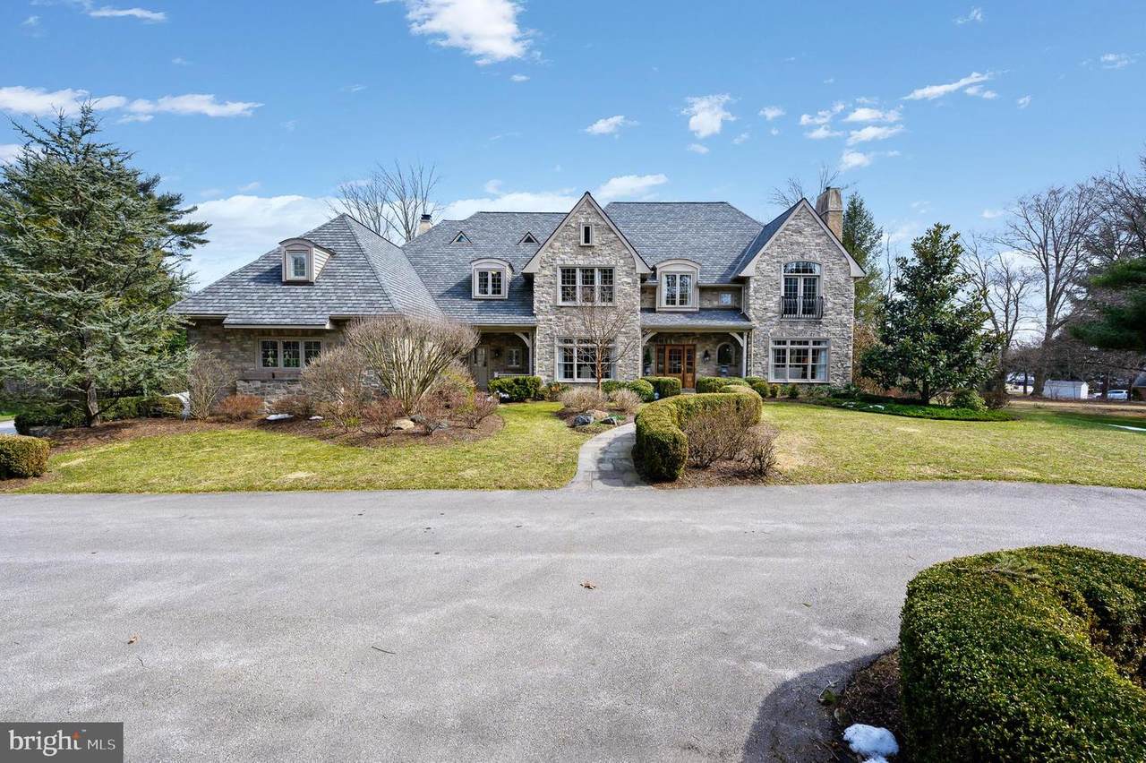 17 Dartmouth Lane - Photo 1
