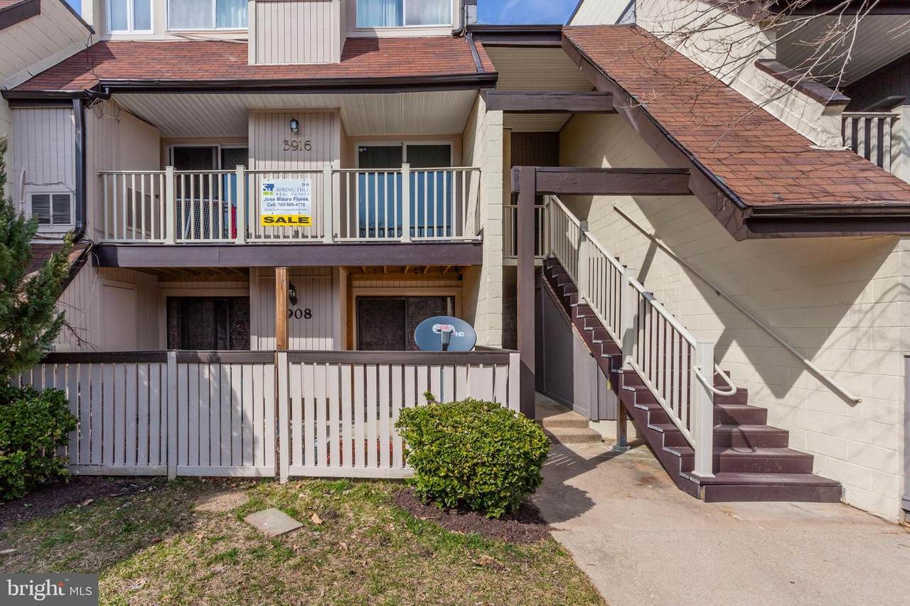 3908 Woodhue Place - Photo 1