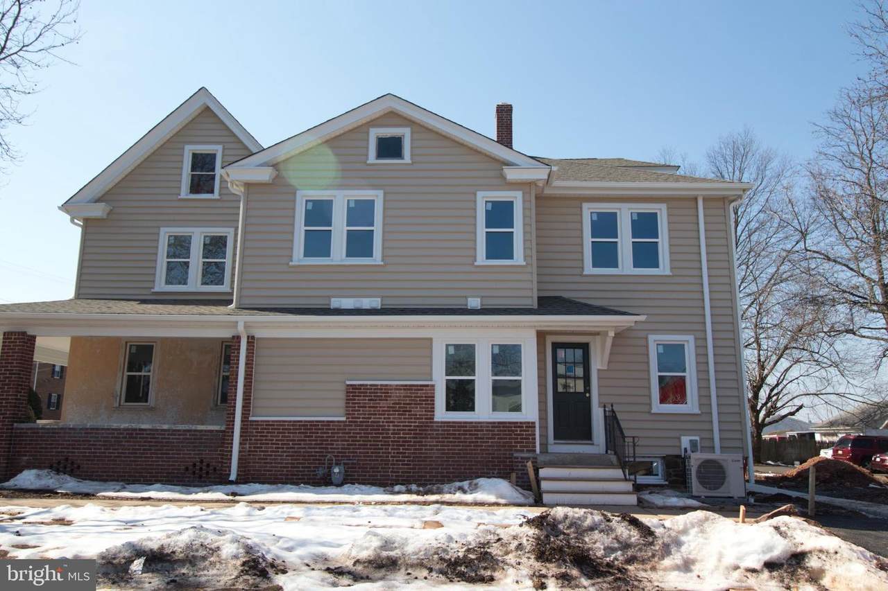 217 Broad Street - Photo 1