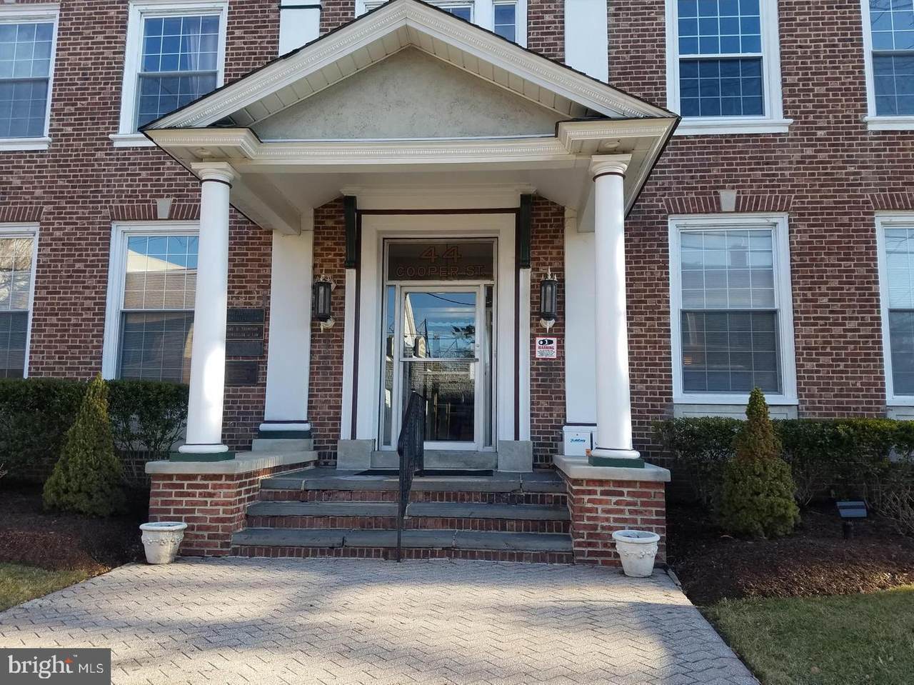 44 Cooper Street - Photo 1