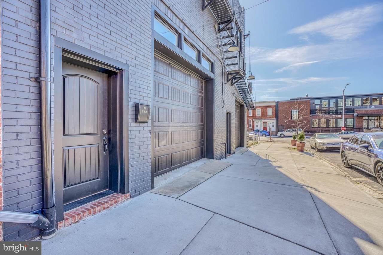 916 Washington Boulevard - Photo 1