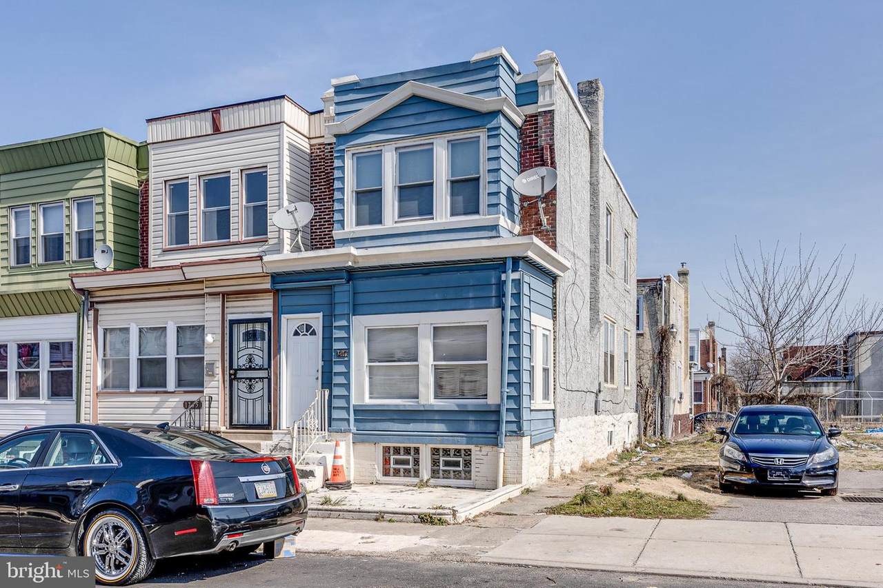 1747 Conestoga Street - Photo 1