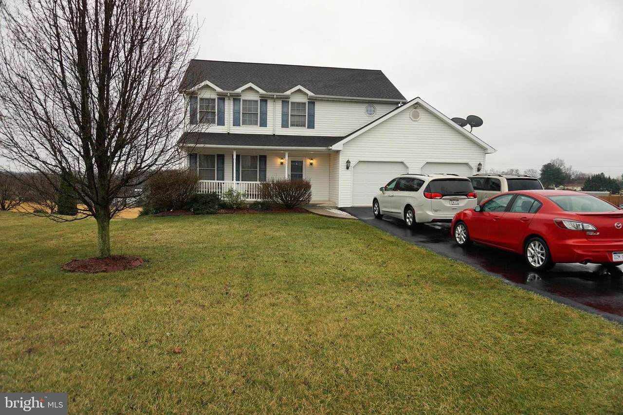 657 Michigan - Photo 1