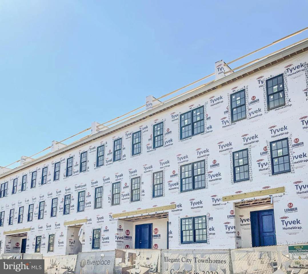 516 Sophia Street - Photo 1