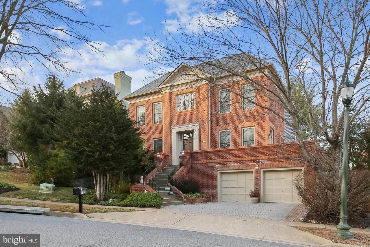 8009 Cobble Creek Circle - Photo 1