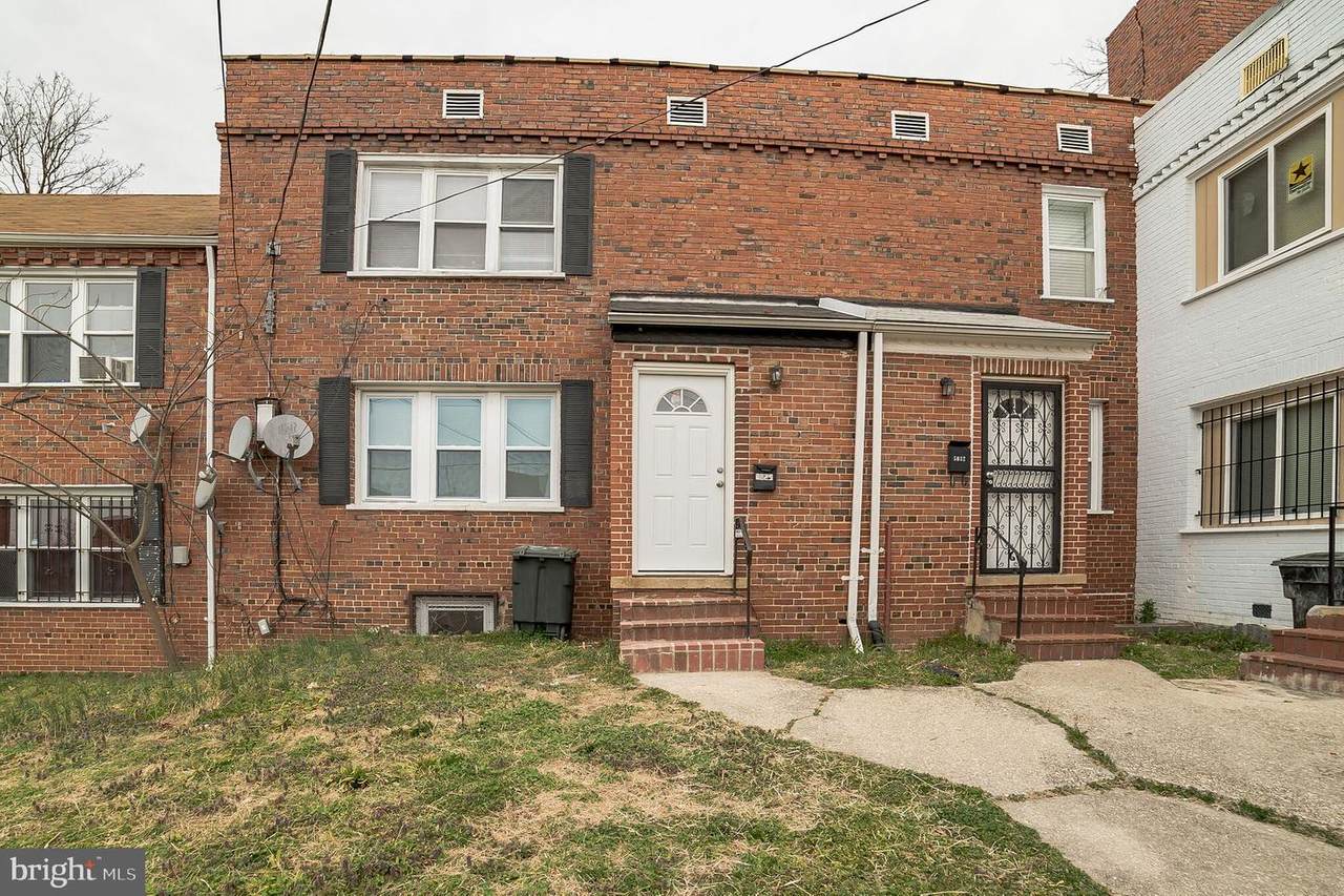 5028 Jay Street - Photo 1