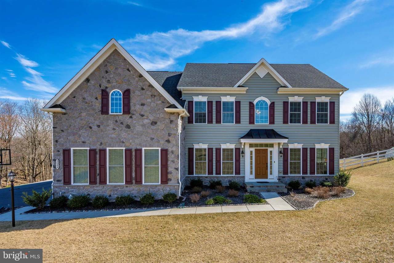 3084 Desmond Place - Photo 1