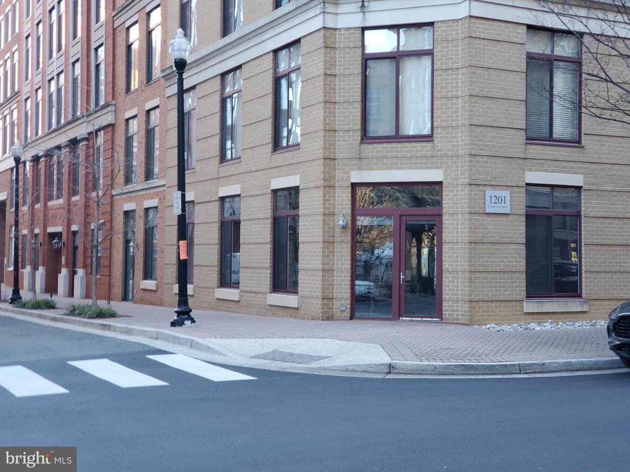 1201 Garfield Street - Photo 1
