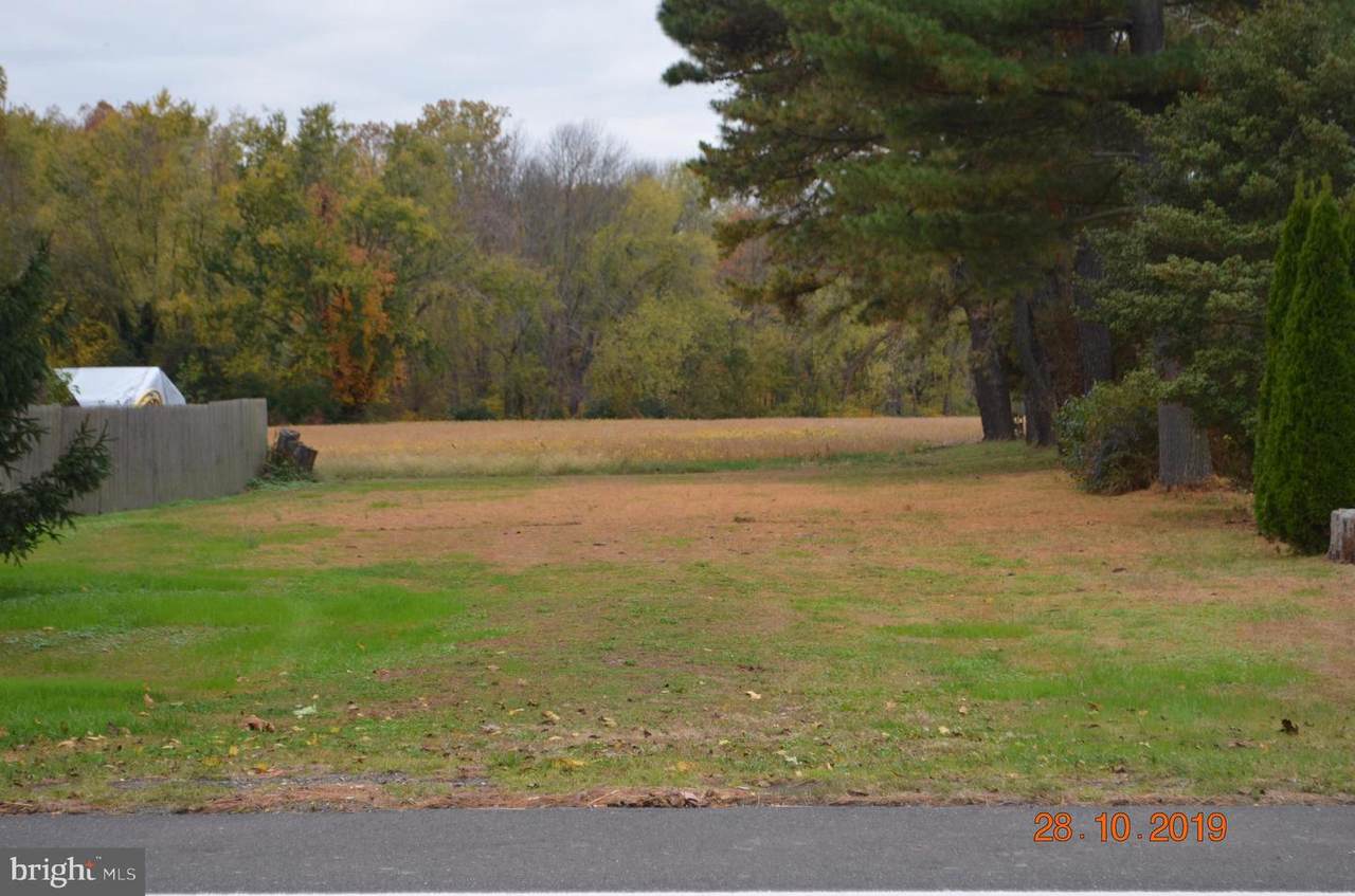 461 Main Street - Photo 1