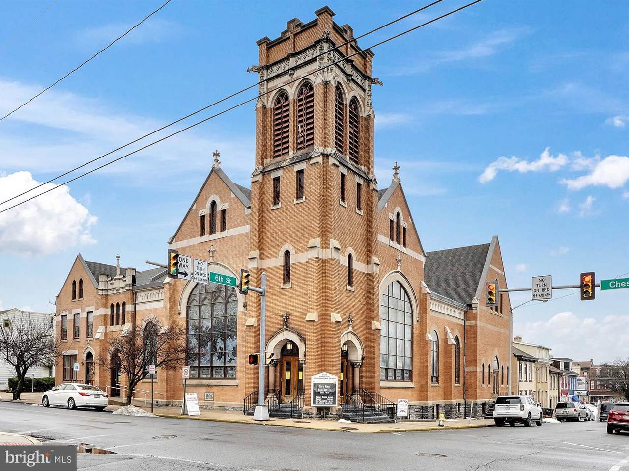 607-613 Chestnut Street - Photo 1